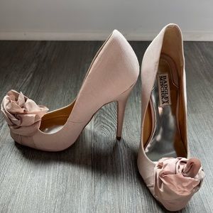 Badgley Mischka pumps